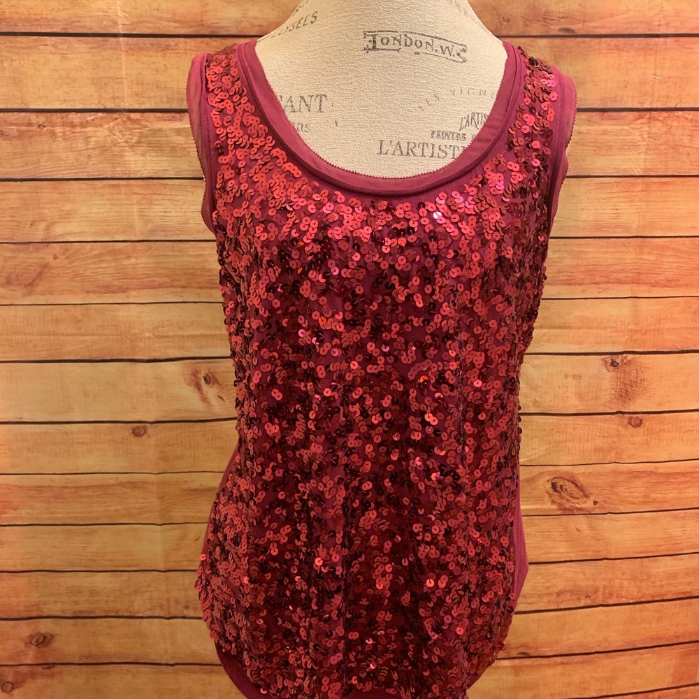 Loft sequence top